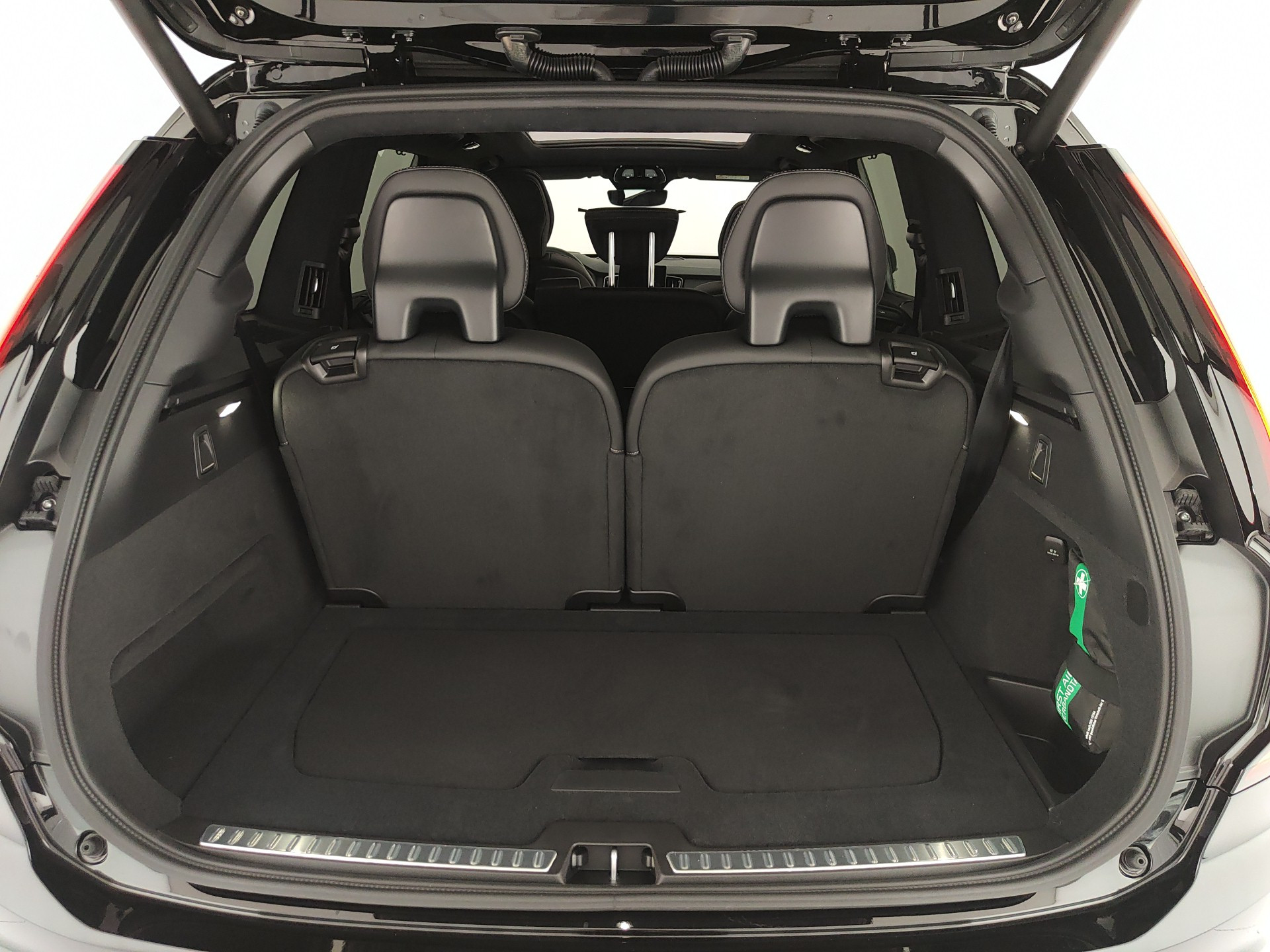 VOLVO XC90 T8 PLUG-IN AWD AUT. 7 POSTI ULTRA BLACK EDITION