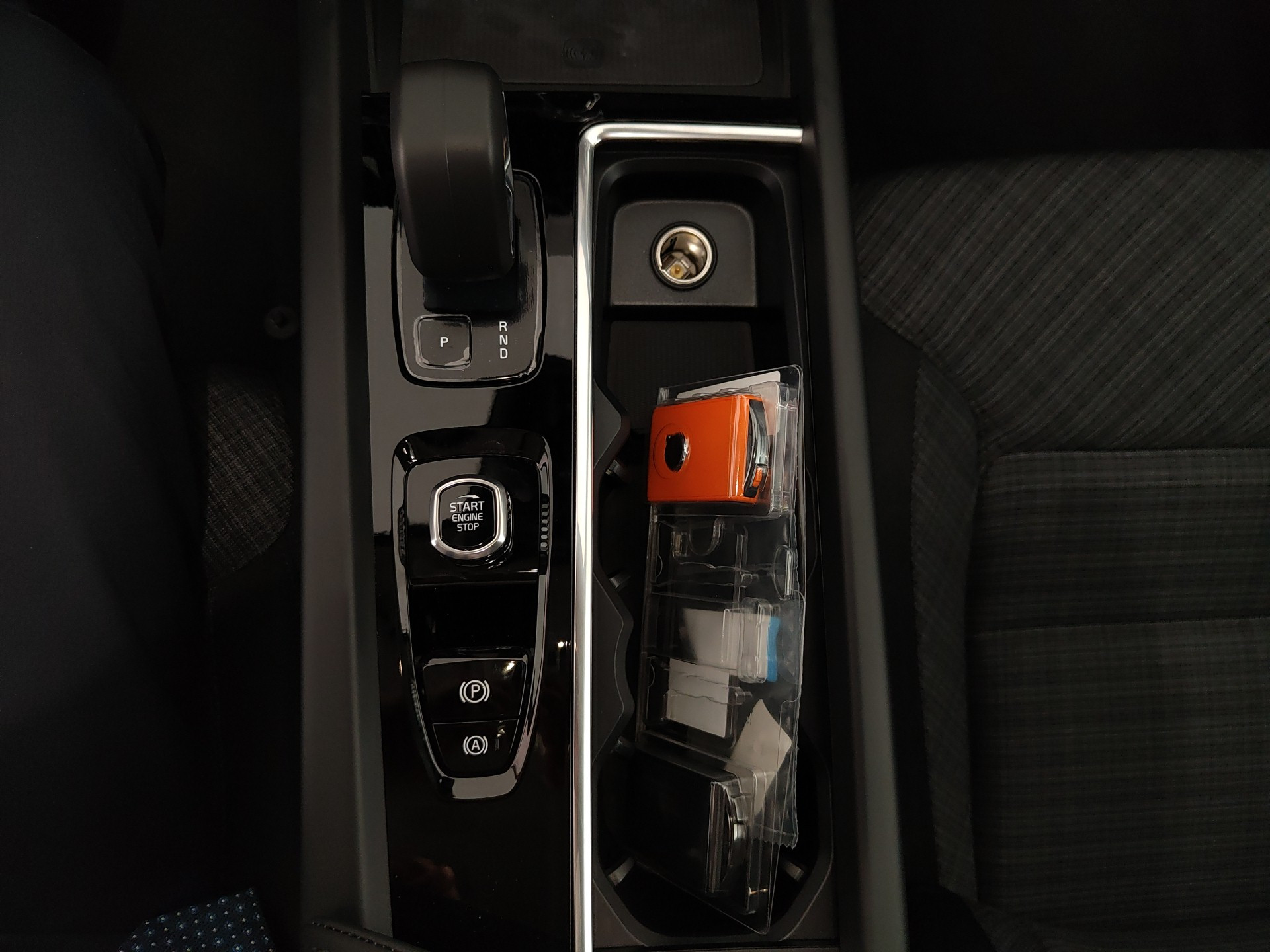 VOLVO XC60 B5 AWD AUTOMATICO CORE