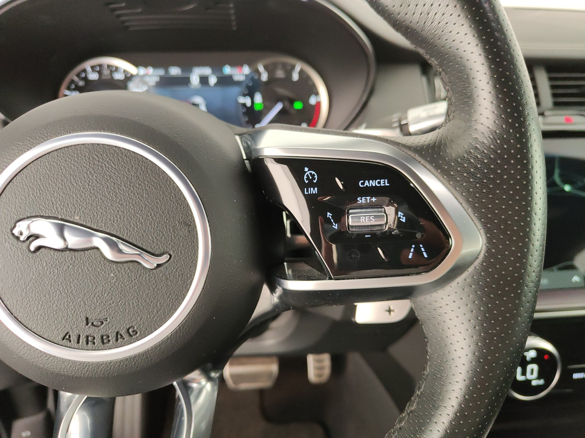 JAGUAR E-Pace 2.0d i4 mhev R-Dynamic SE awd 163cv auto