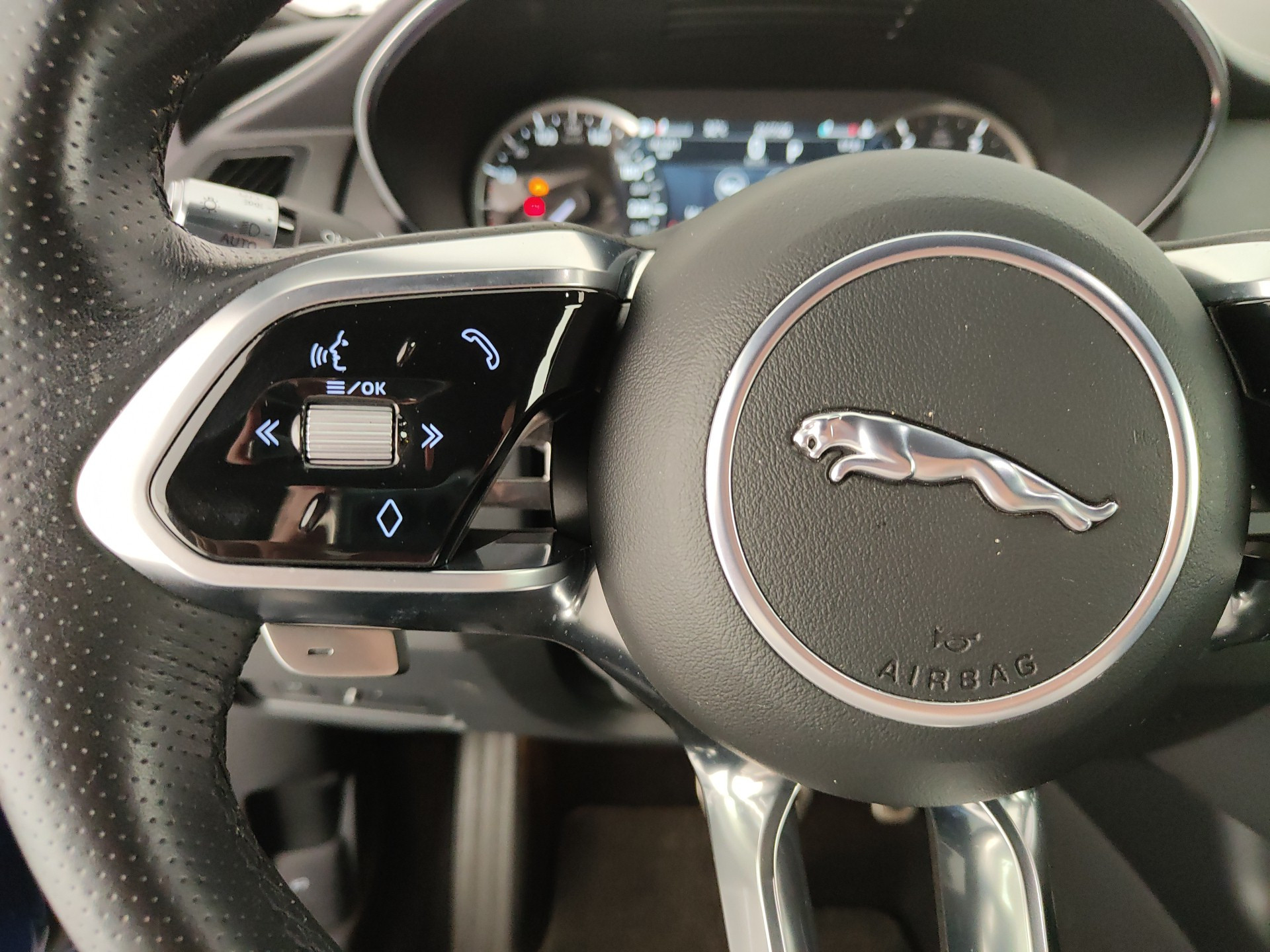 JAGUAR E-Pace 2.0d i4 mhev R-Dynamic SE awd 163cv auto