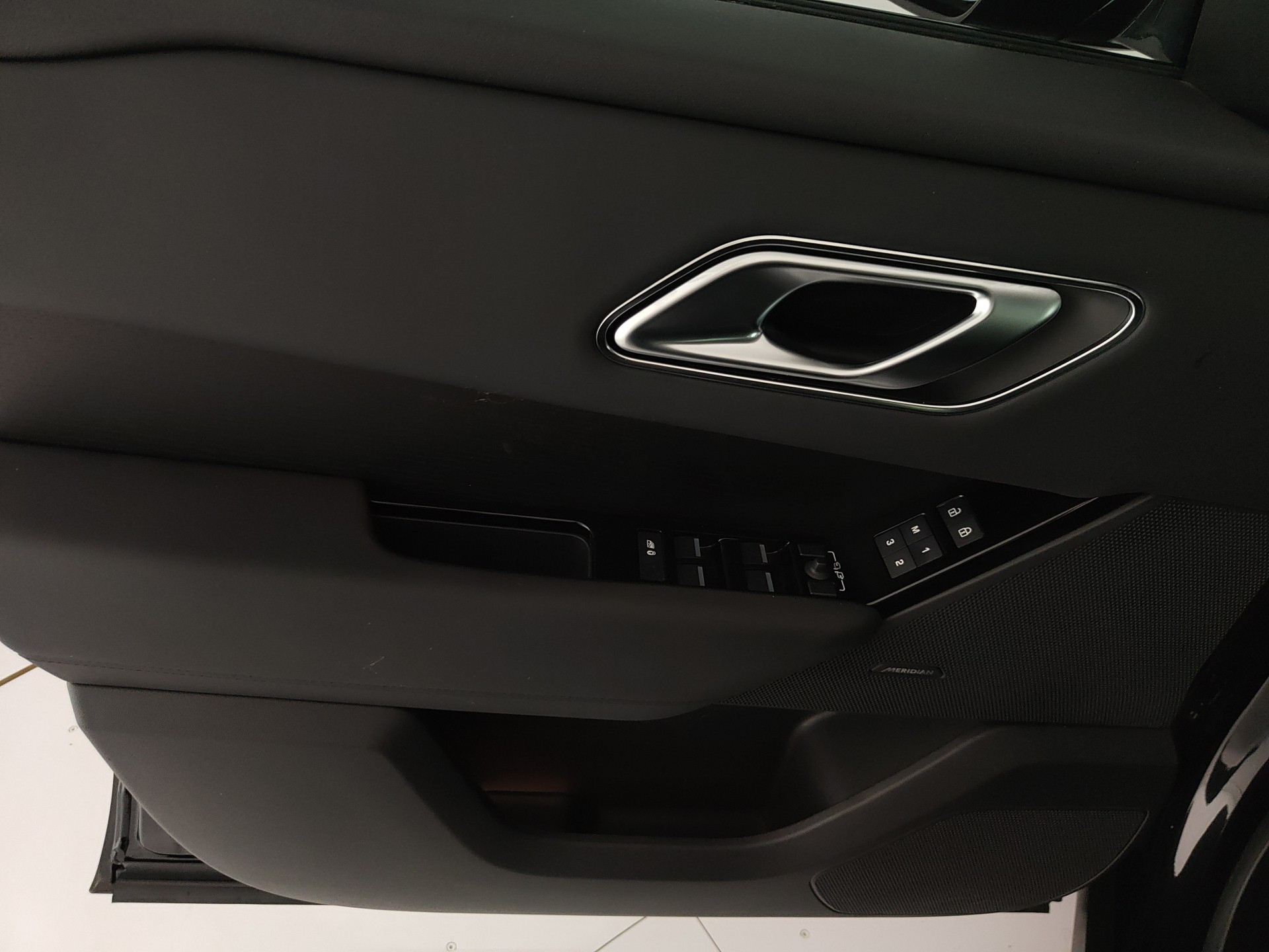 LAND ROVER RANGE ROVER VELAR 2.0D I4 MHEV DARK EDITION 4WD 204 CV AUTO