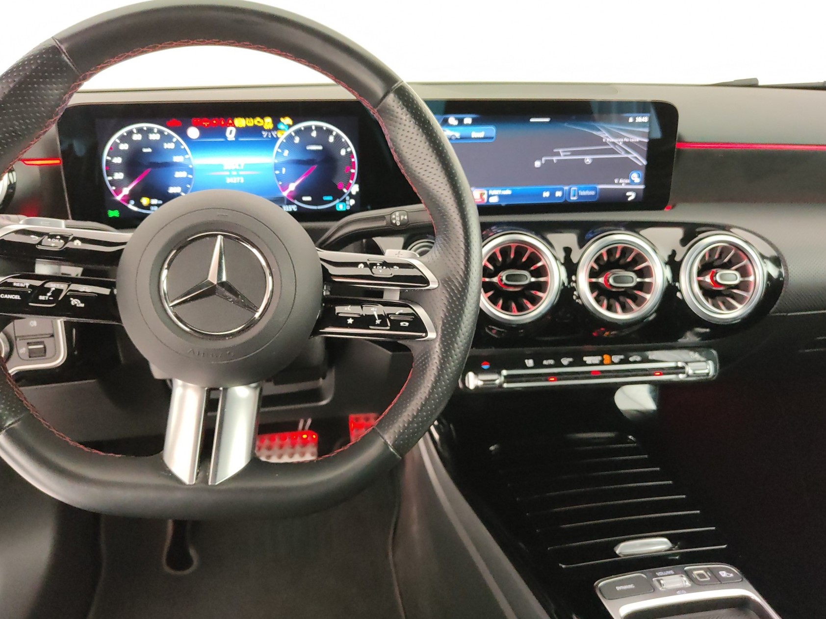 MERCEDES A 180 AMG Line Advanced Plus auto 136cv