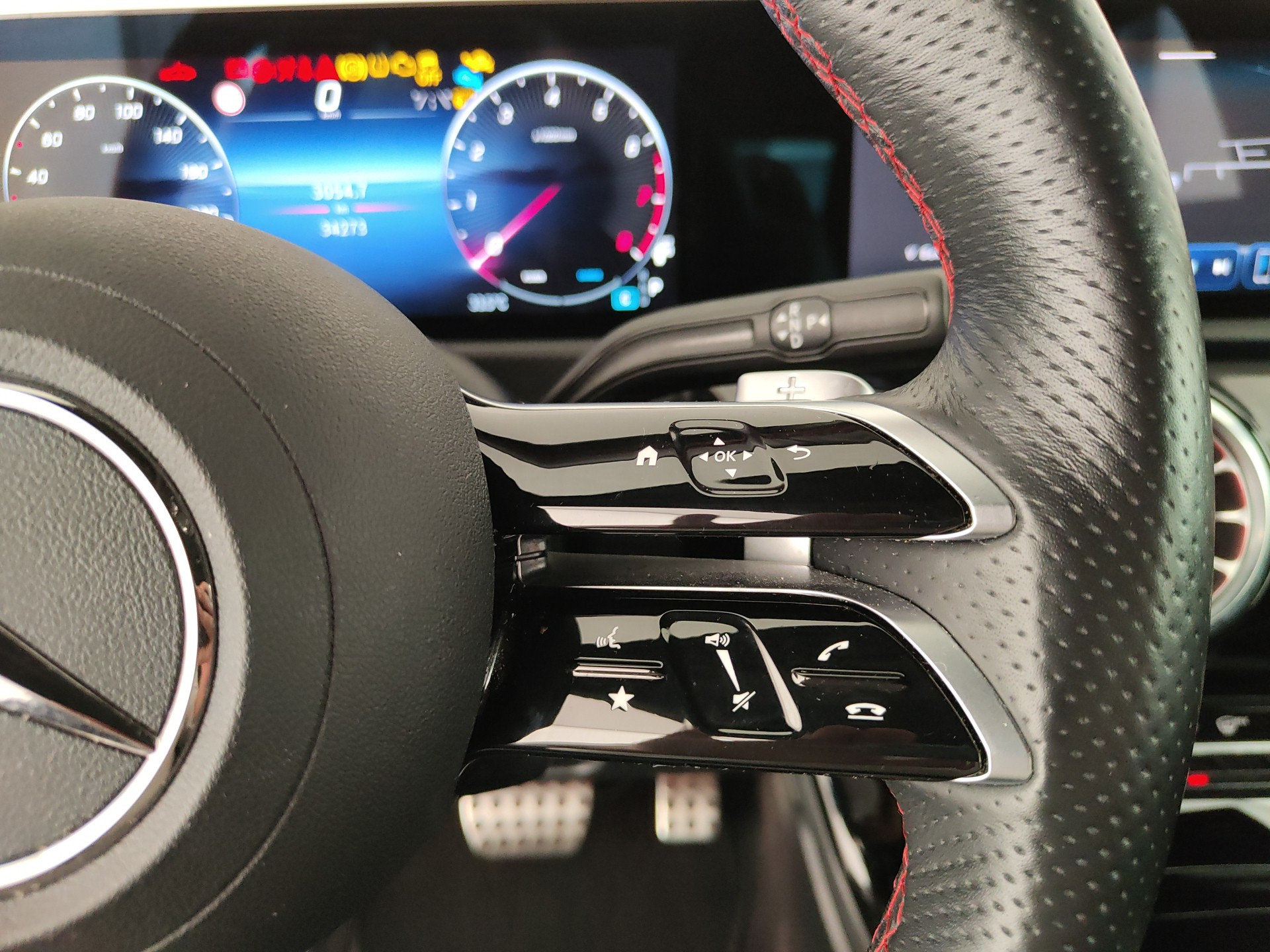 MERCEDES A 180 AMG Line Advanced Plus auto 136cv