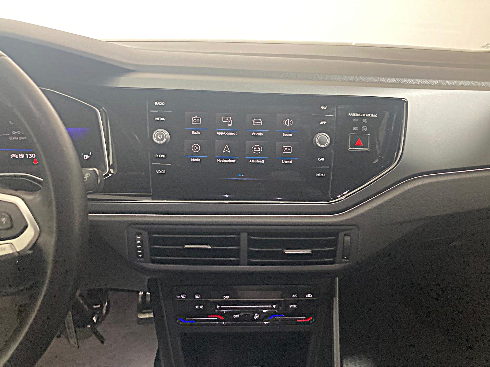VOLKSWAGEN POLO 1.0TSI 95CV R-LINE