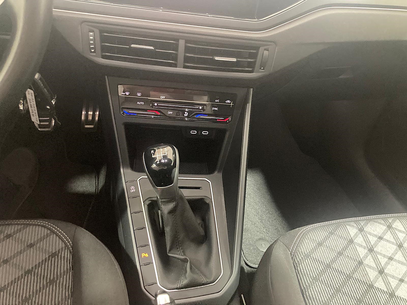 VOLKSWAGEN POLO 1.0TSI 95CV R-LINE