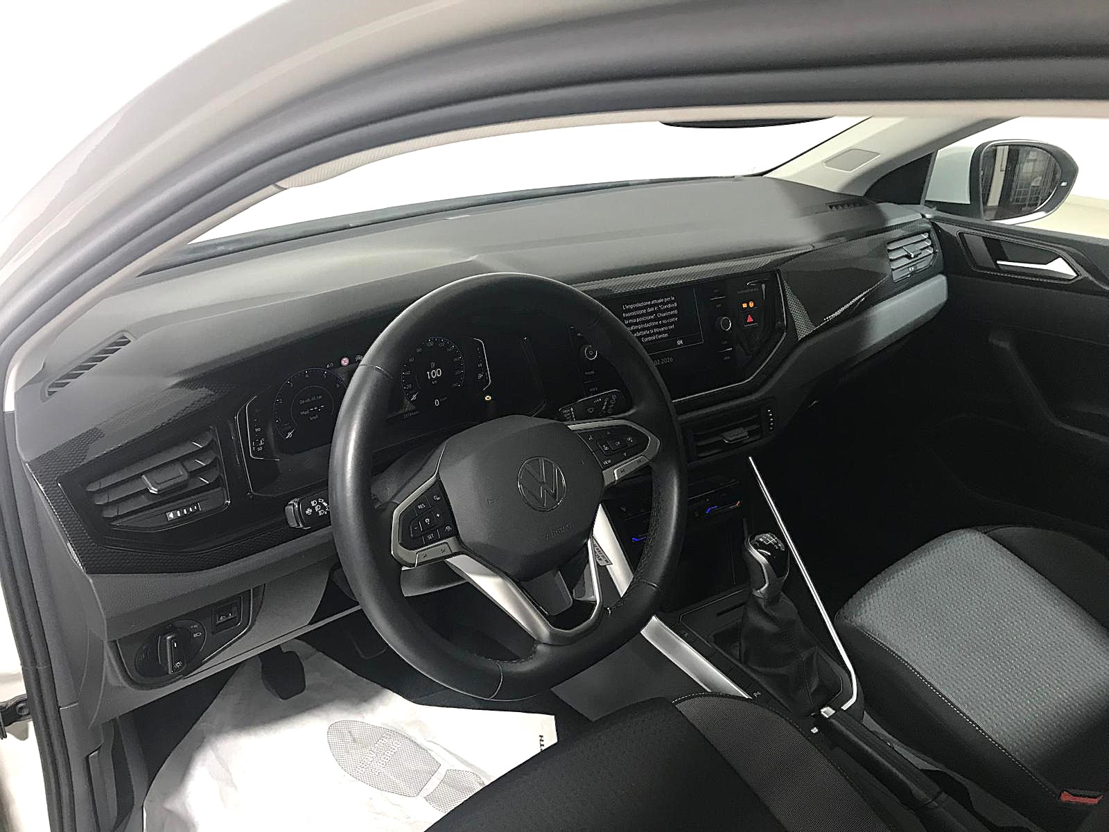 VOLKSWAGEN TAIGO LIFE 1.0TSI 110CV DSG