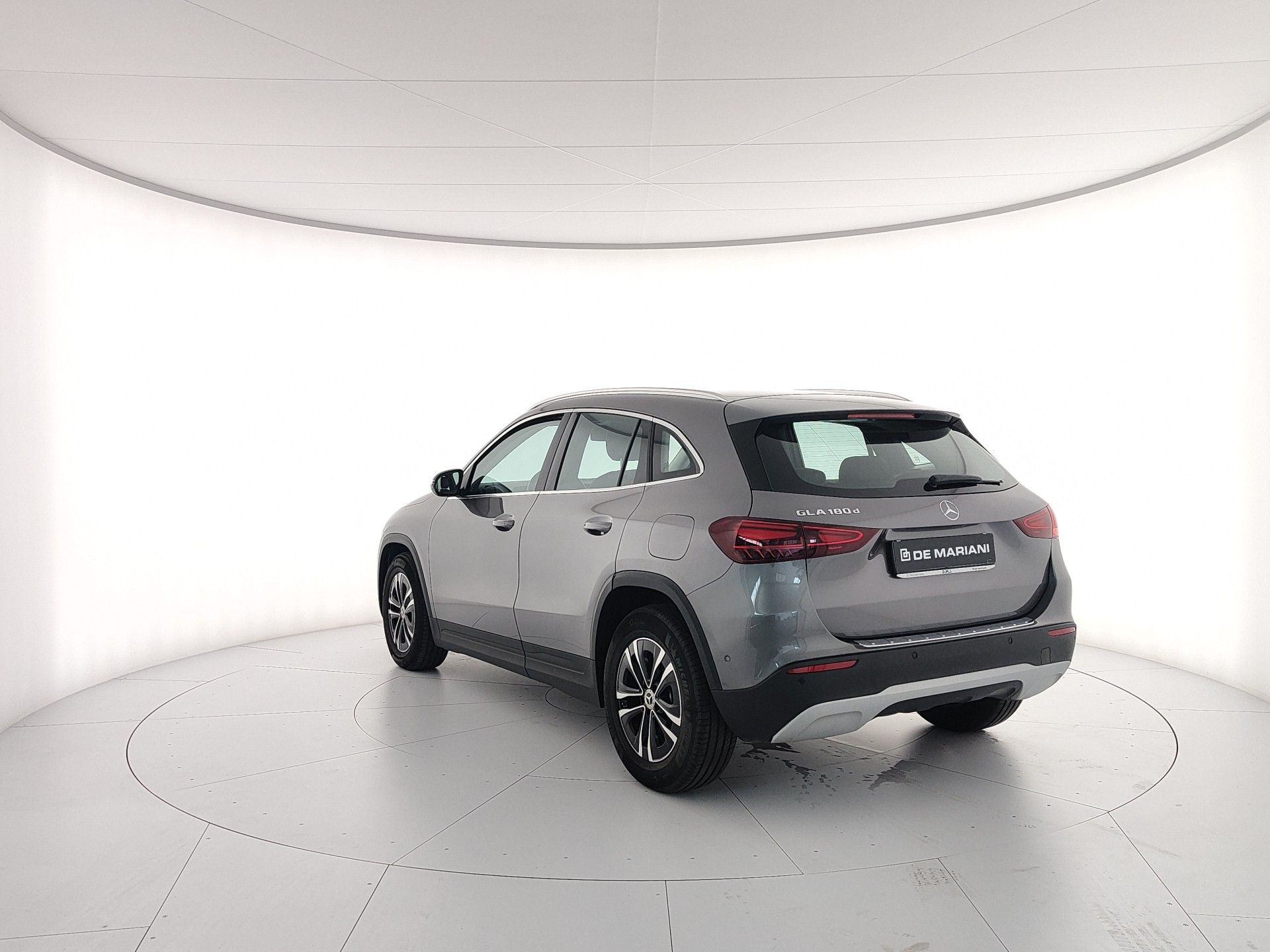 MERCEDES GLA 180 d Advanced auto