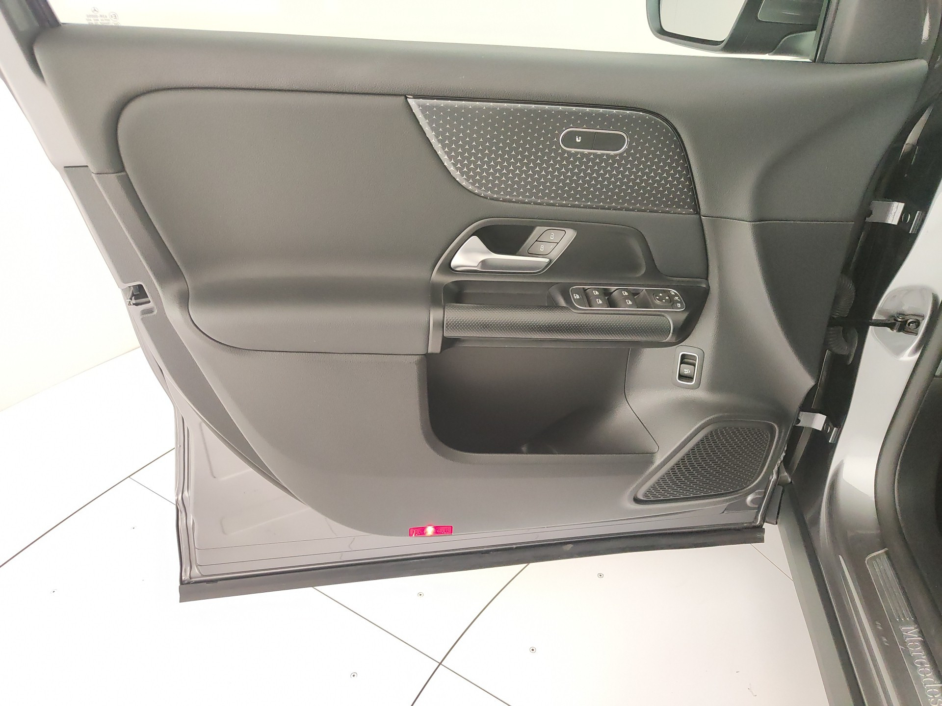 MERCEDES GLA 180 d Advanced auto