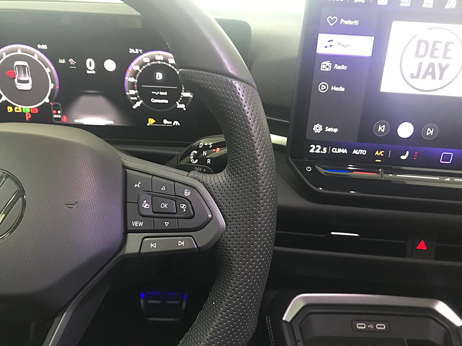 VOLKSWAGEN T-ROC 1.5 eTSI MILD-HYBRID R-LINE 150CV DSG