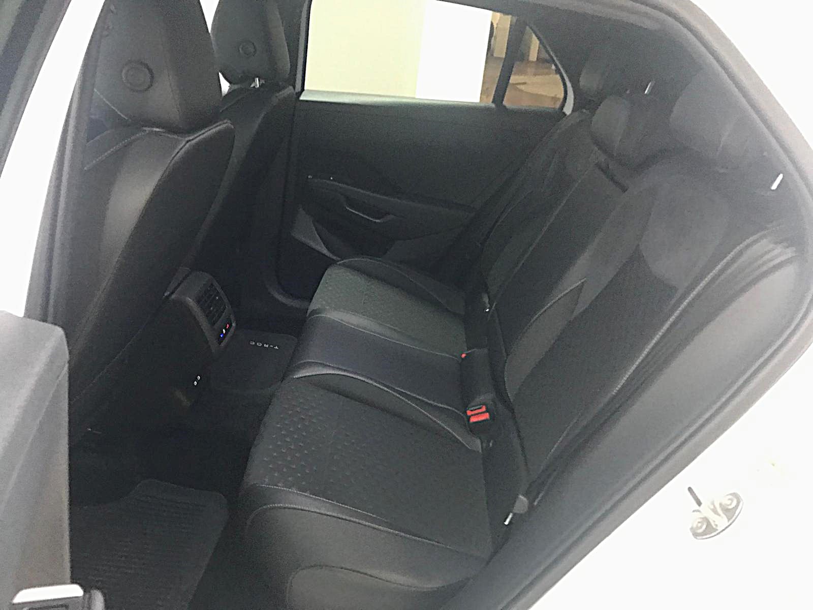 VOLKSWAGEN T-ROC 1.5 eTSI MILD-HYBRID R-LINE 150CV DSG